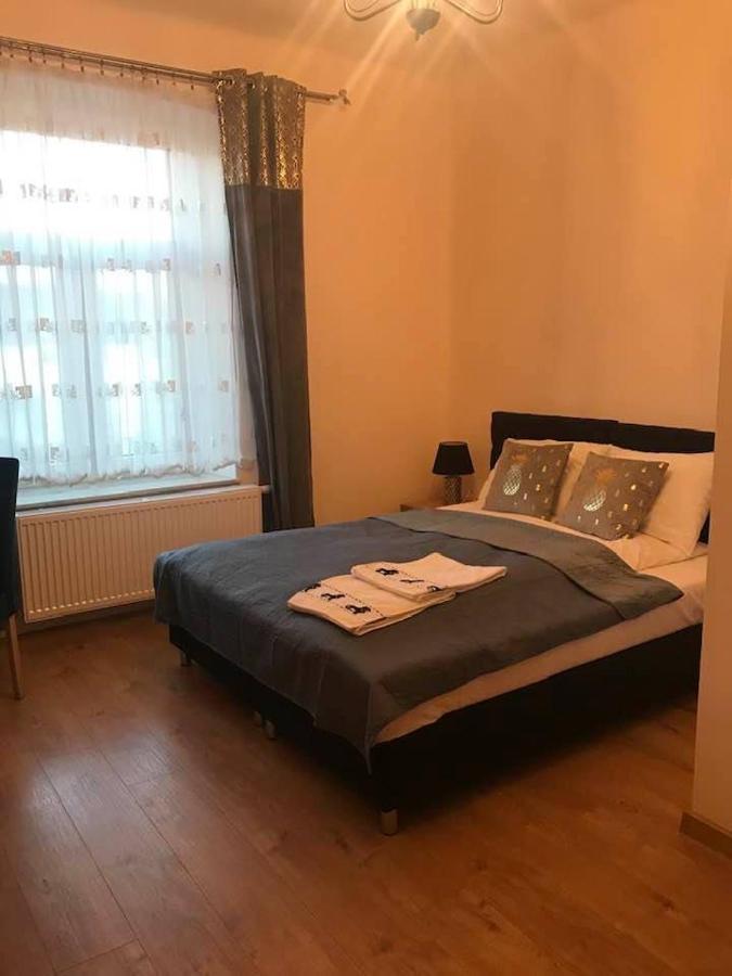 Noclegi Sulejów Esterno foto